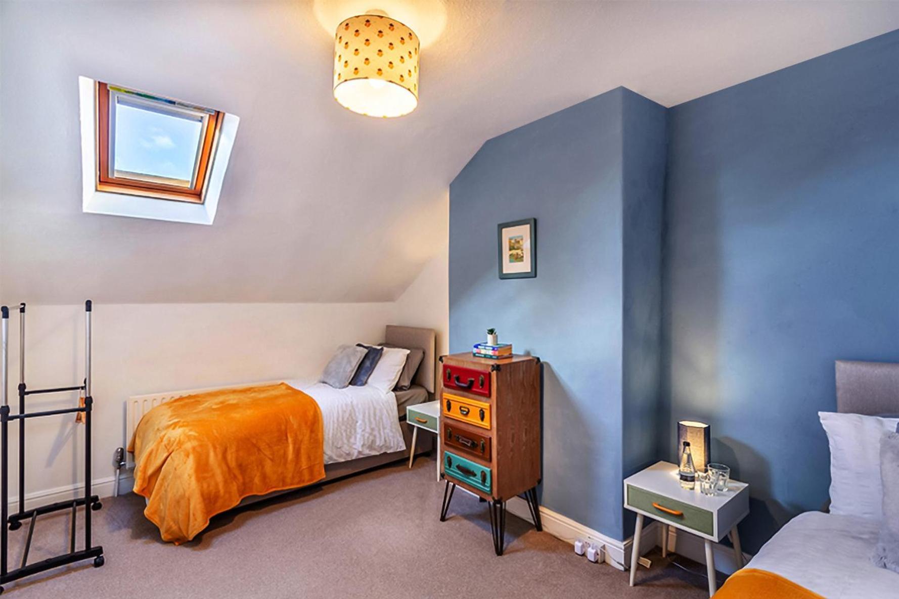 شقة The Harrogate House - 4 Bed Townhouse المظهر الخارجي الصورة